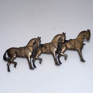 Antique Edwardian 1900s 1910s gold tone brass 3 horses figural brooch bar pin
